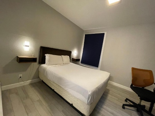 Marina Inn image 24